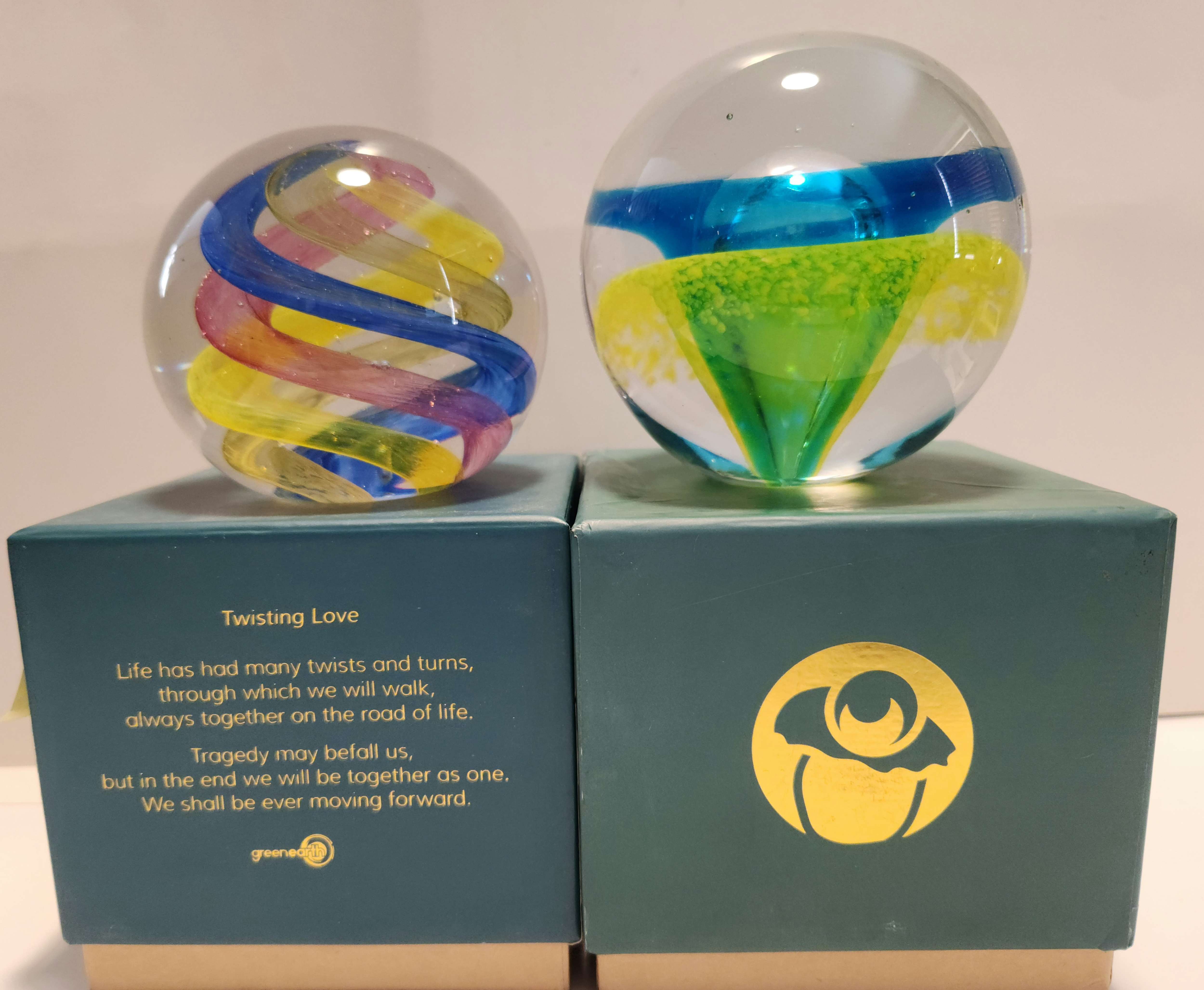 Twisting love and emerging gem